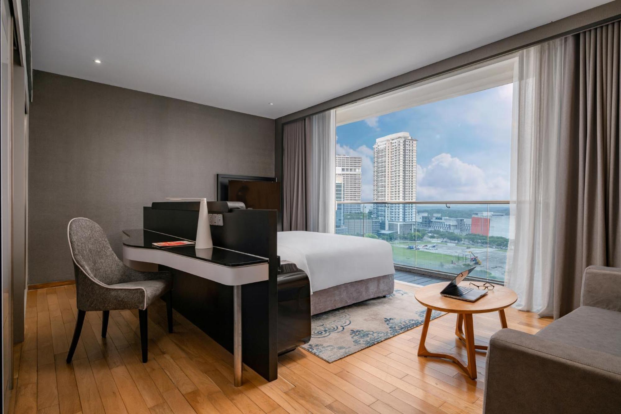Fraser Place Puteri Harbour Нусаджайя Экстерьер фото Suite room