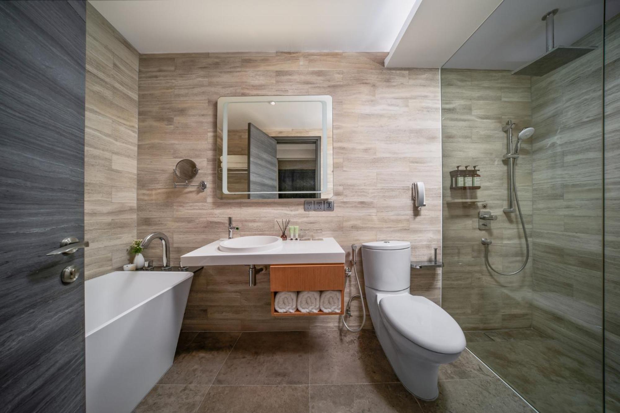 Fraser Place Puteri Harbour Нусаджайя Экстерьер фото Bathroom